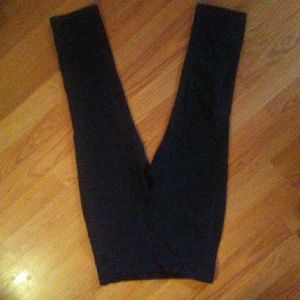 📍 *SOLD RBX Black Crop Leggings